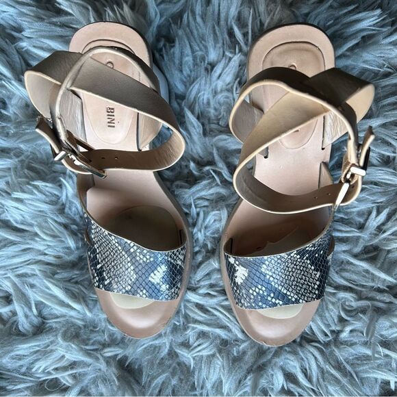 Gianni Bini Marilane snake print block heel sandal women’s shoe size 7.5 - Picture 4 of 12